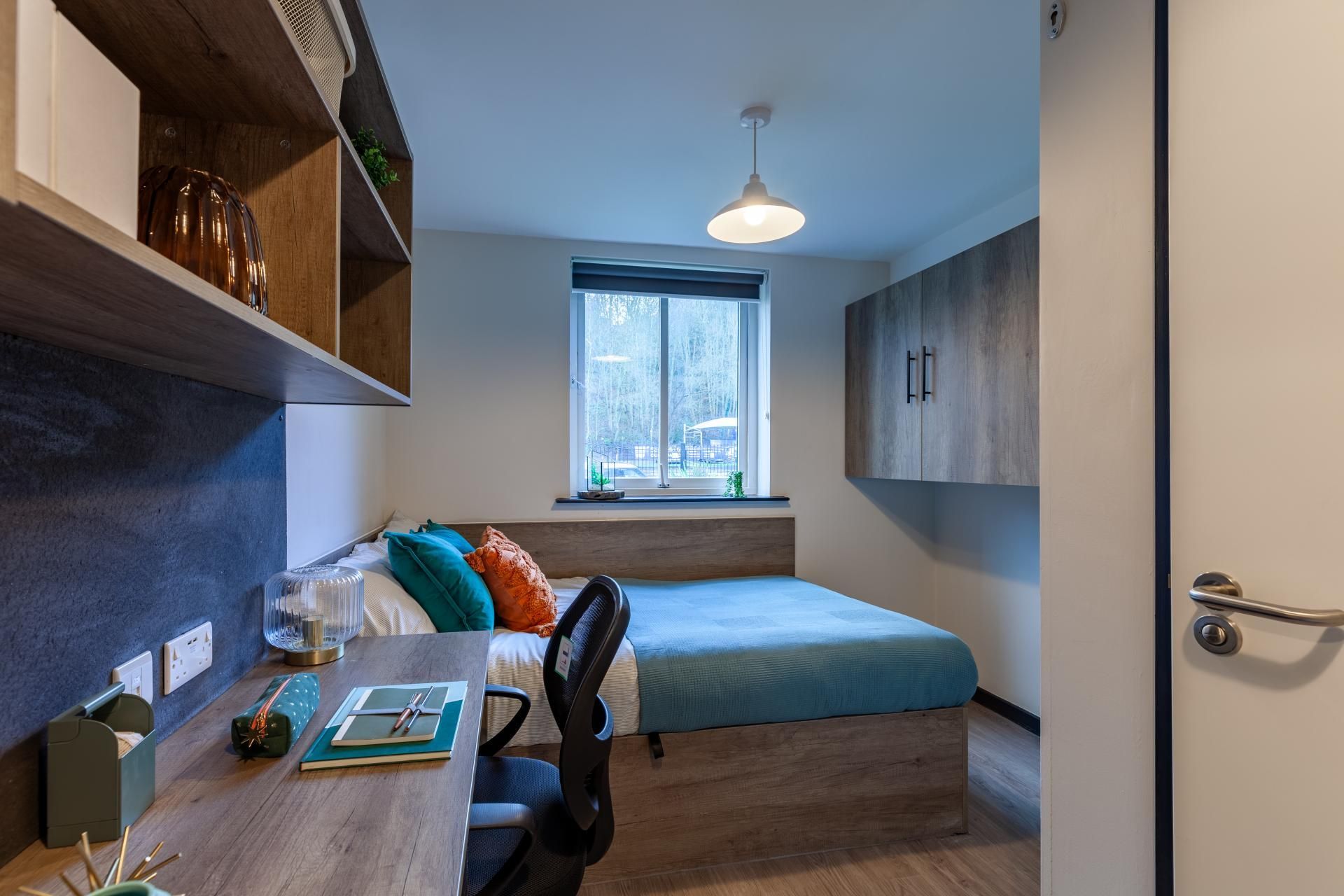 Medium Ensuite